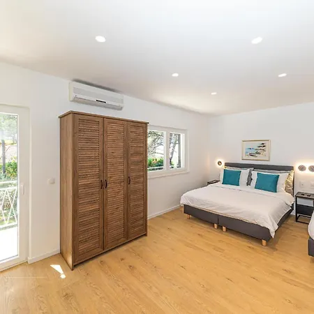 3 Bedroom Lovely In *