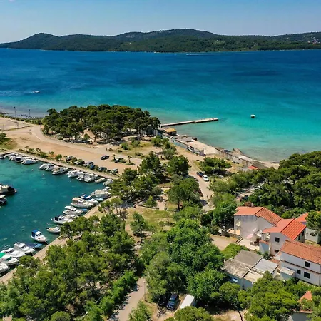 Vii Iii * יאדריה