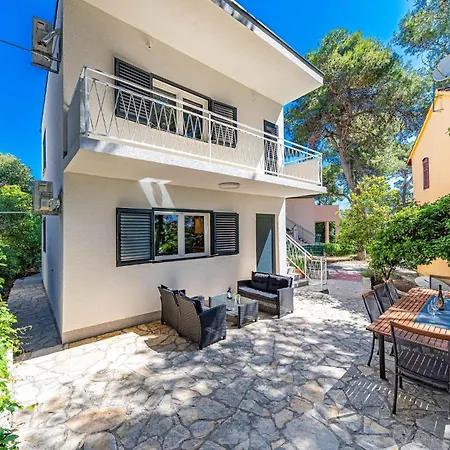 Holiday Home Jadrija VII III *