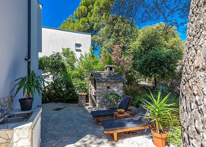 Holiday home Holiday Home Jadrija VII III